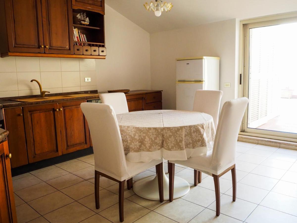 Appartement Terrazza Cavour à Bari Extérieur photo