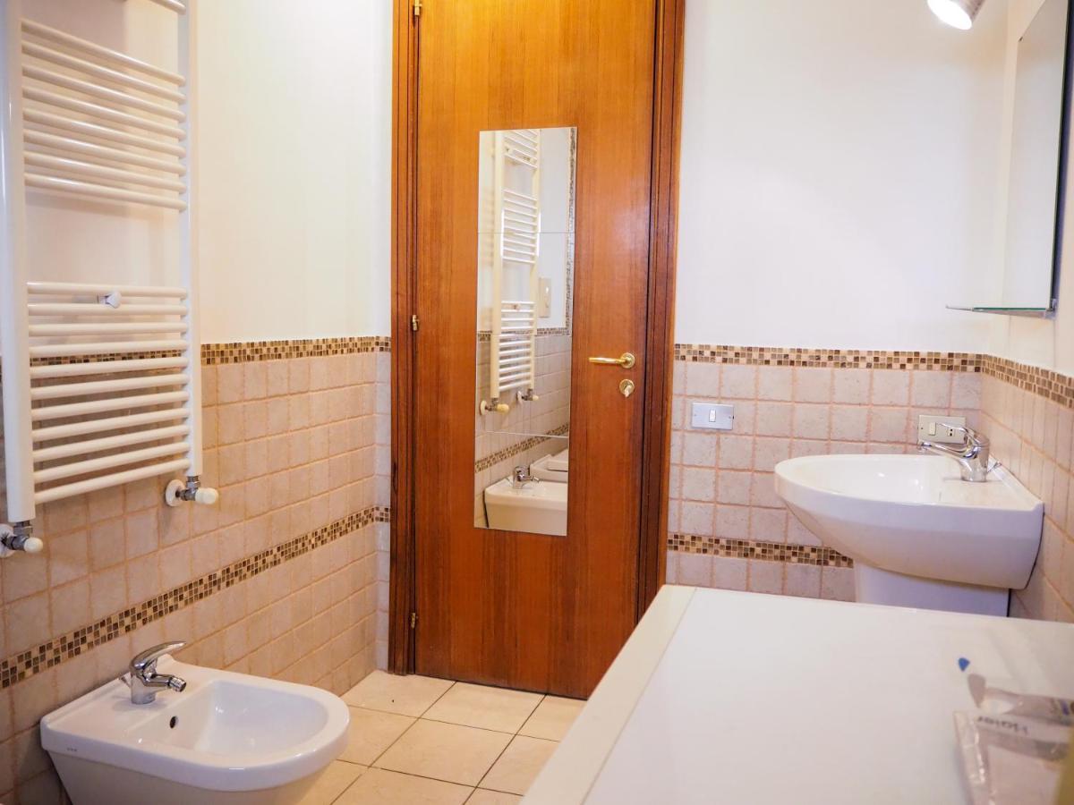 Appartement Terrazza Cavour à Bari Extérieur photo