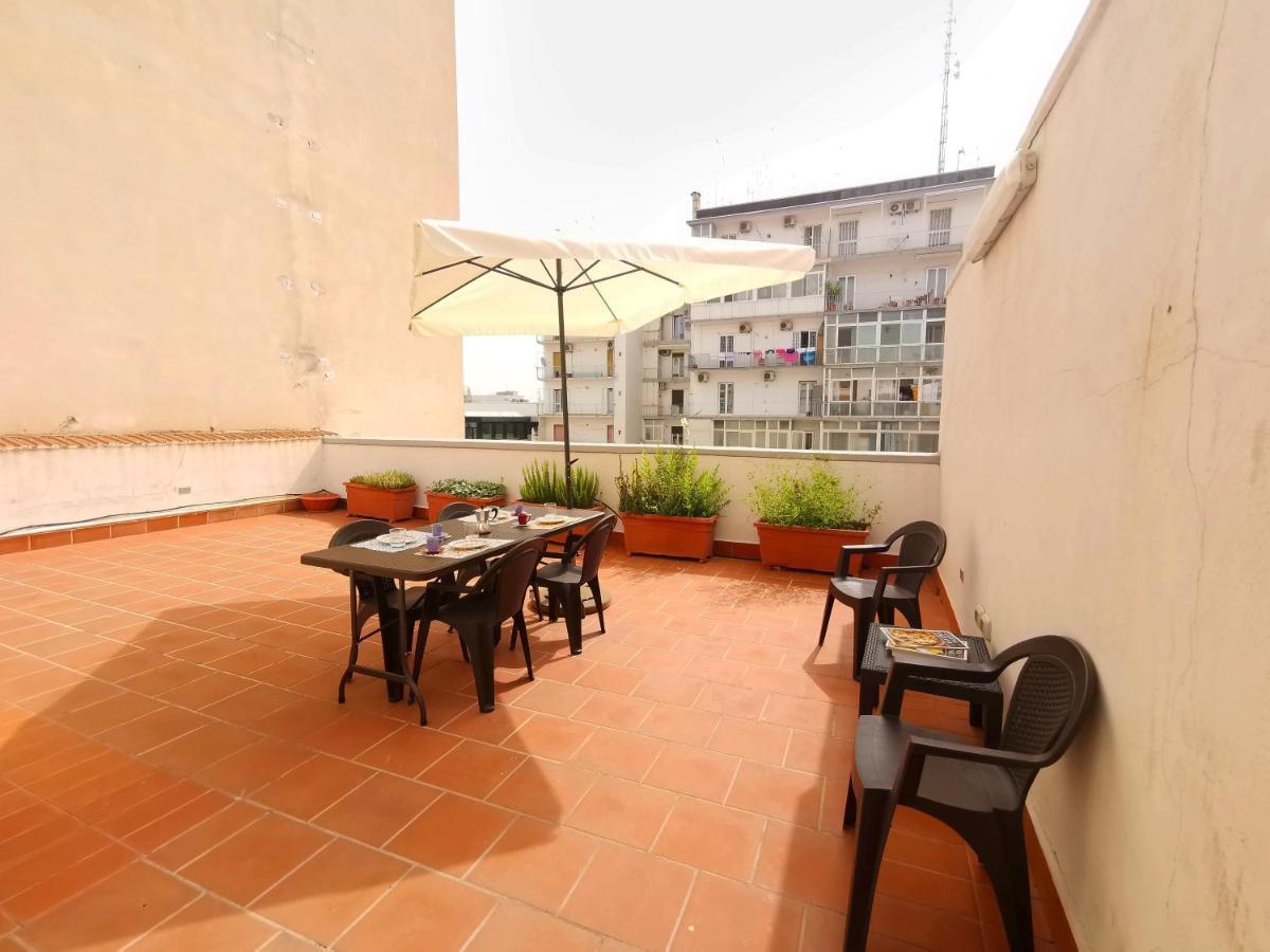 Appartement Terrazza Cavour à Bari Extérieur photo